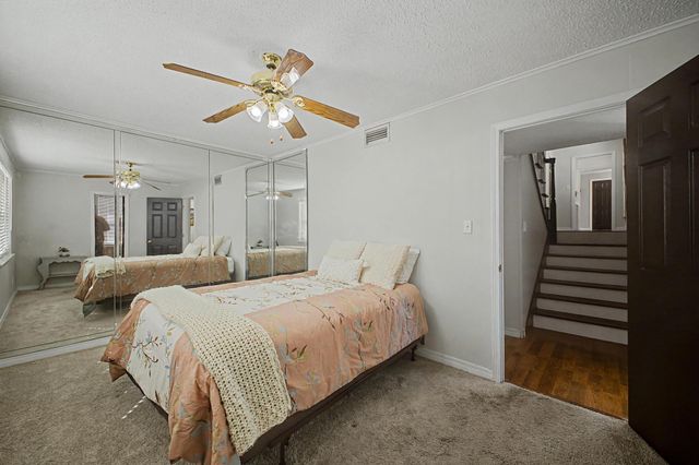 225 E Lakeside Dr., Hattiesburg, MS 39402