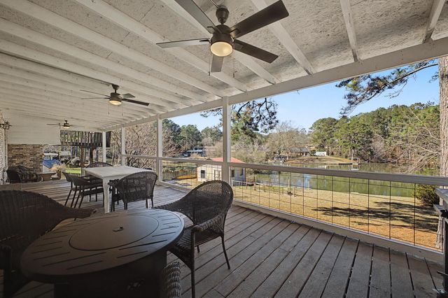 225 E Lakeside Dr., Hattiesburg, MS 39402