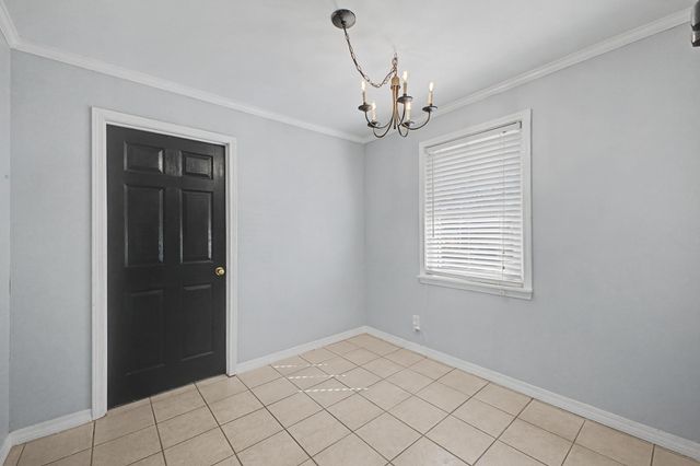 225 E Lakeside Dr., Hattiesburg, MS 39402