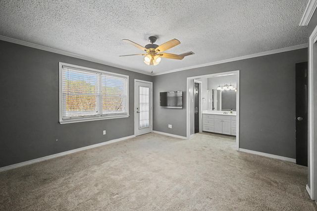 225 E Lakeside Dr., Hattiesburg, MS 39402