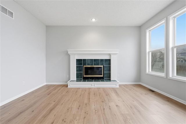 19035 W 164th Street, Olathe, KS 66062