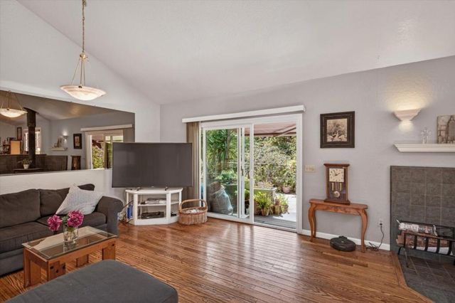 25149 Radonich Road, Los Gatos, CA 95033