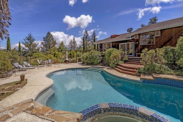 25149 Radonich Road, Los Gatos, CA 95033