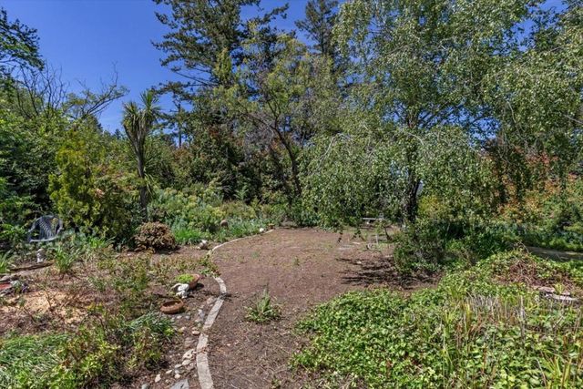 25149 Radonich Road, Los Gatos, CA 95033