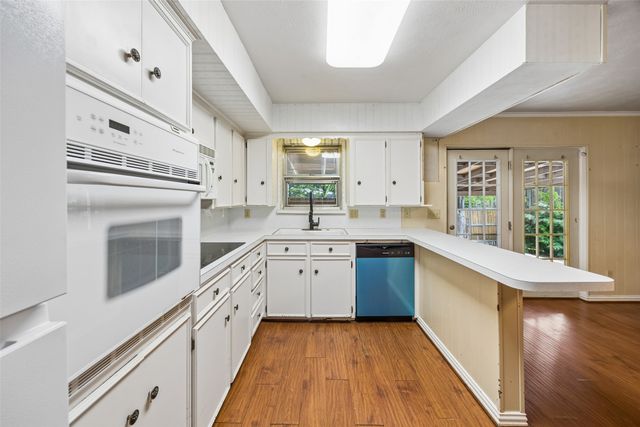 6241 Rincon Way, Dallas, TX 75214