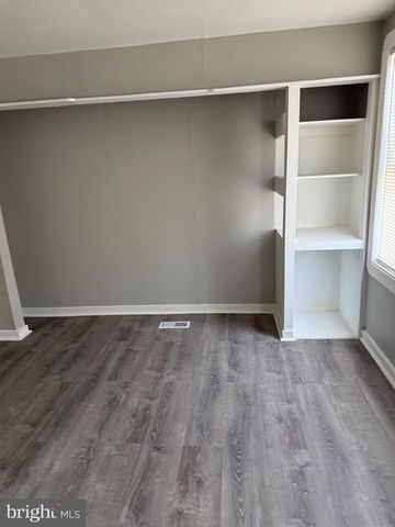 13 N 21ST ST, Camden, NJ 08105