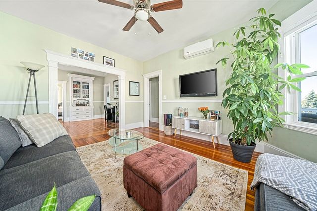 89 Train Street 3, Boston, MA 02122