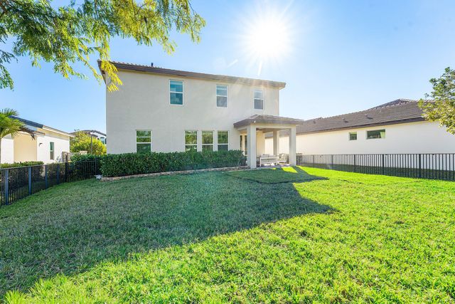 3269 Dunning Drive, Royal Palm Beach, FL 33411