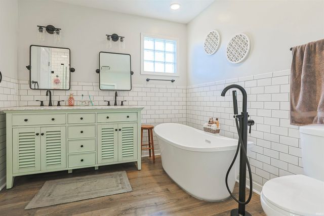 51732 James Lawrence Parkway, Granger, IN 46530