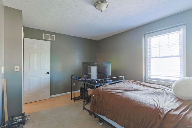 51732 James Lawrence Parkway, Granger, IN 46530