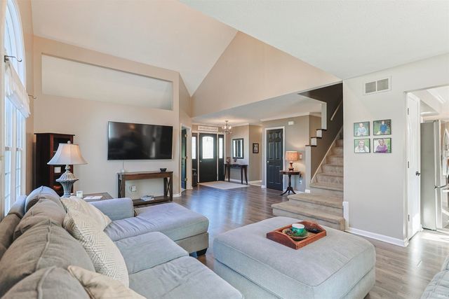51732 James Lawrence Parkway, Granger, IN 46530