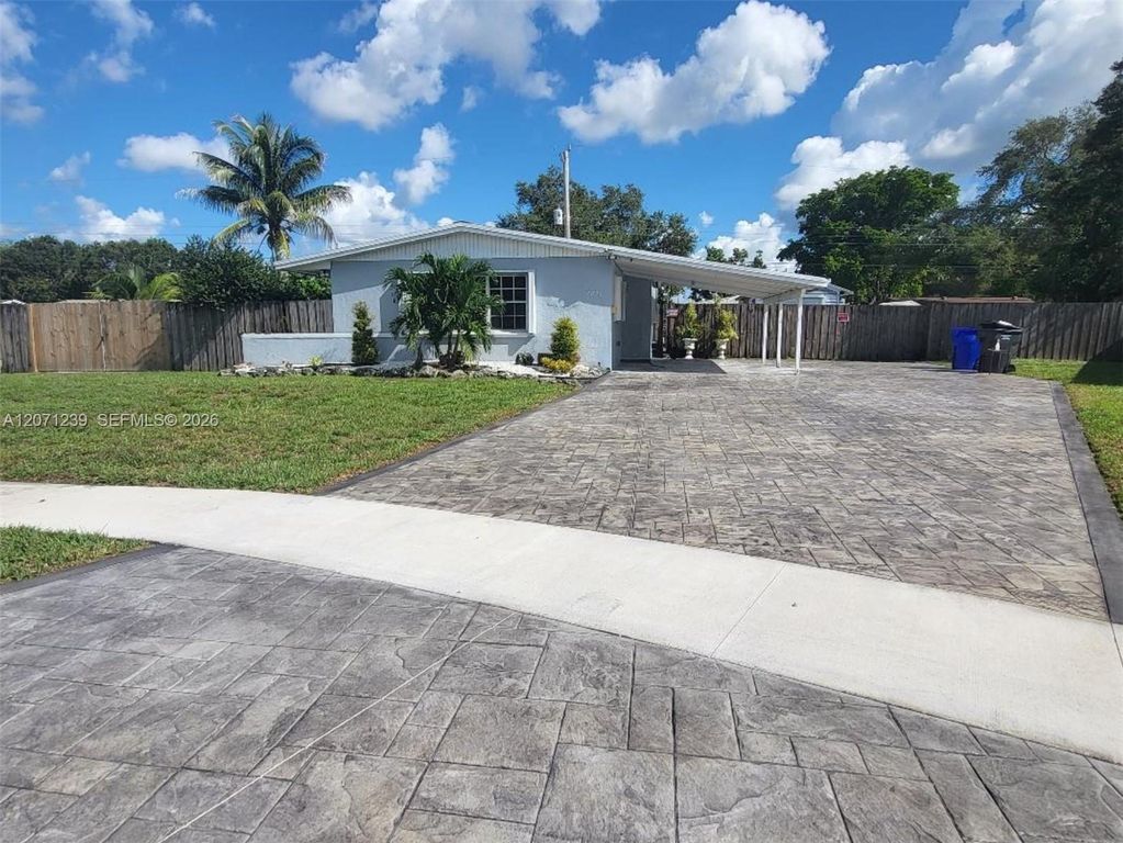 7031 Taylor Street, Hollywood, FL 33024