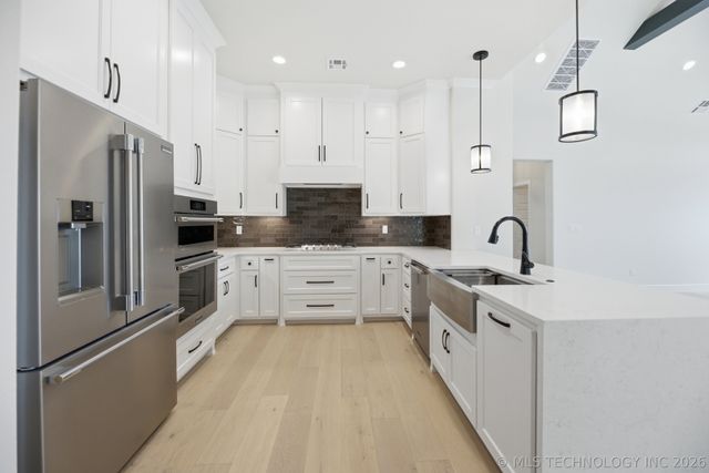 914 W 85th Street S, Tulsa, OK 74132