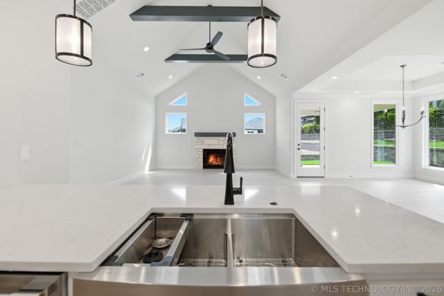 914 W 85th Street S, Tulsa, OK 74132