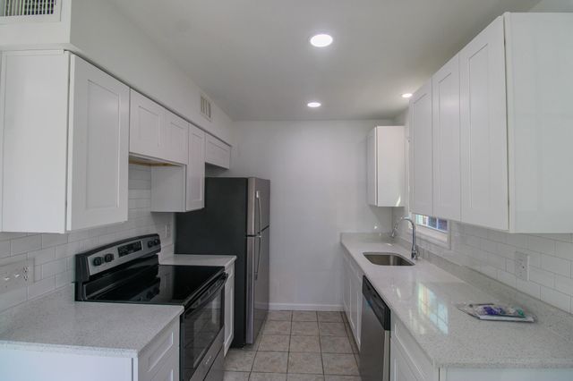 910 Sea Gull Drive B, Mount Pleasant, SC 29464