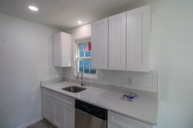 910 Sea Gull Drive B, Mount Pleasant, SC 29464