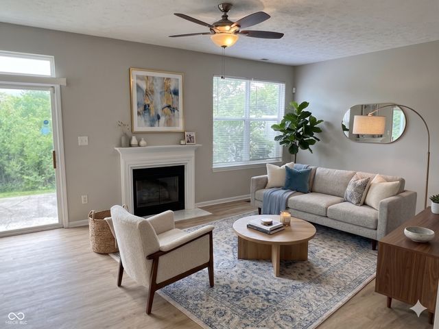 6212 Bishops Pond Lane, Indianapolis, IN 46268