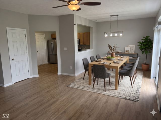 6212 Bishops Pond Lane, Indianapolis, IN 46268