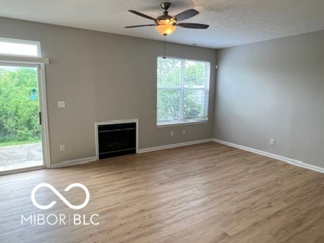 6212 Bishops Pond Lane, Indianapolis, IN 46268