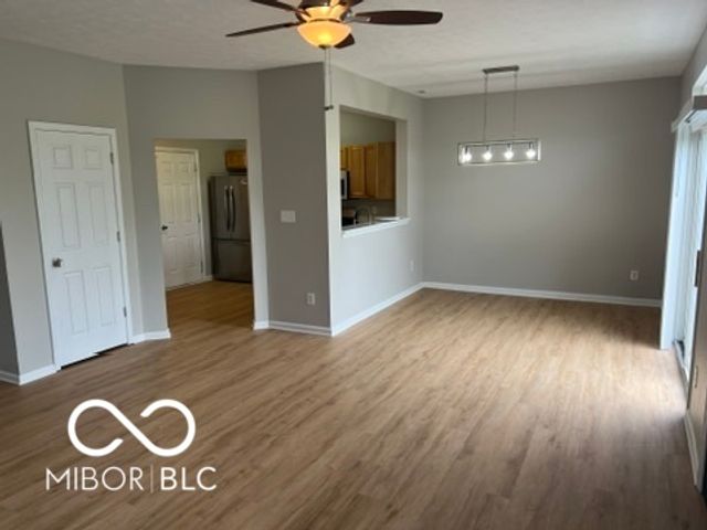 6212 Bishops Pond Lane, Indianapolis, IN 46268