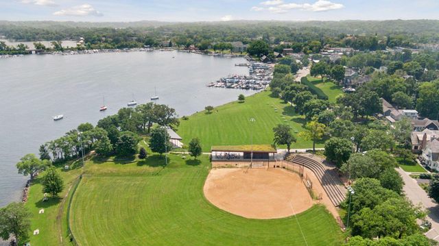 138 2nd Street, Excelsior, MN 55331