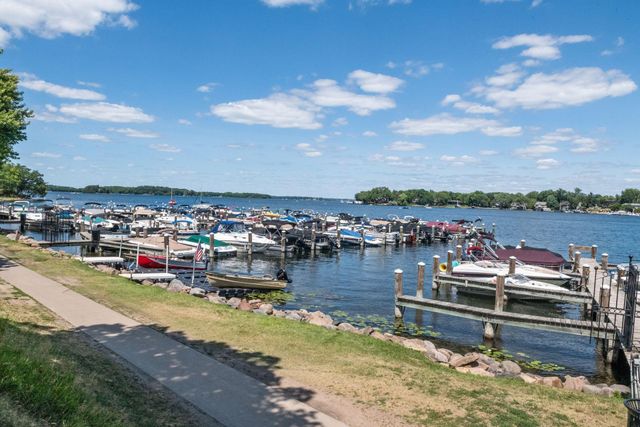 138 2nd Street, Excelsior, MN 55331