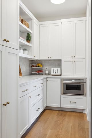 138 2nd Street, Excelsior, MN 55331