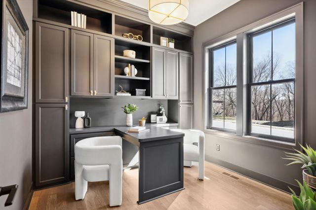 138 2nd Street, Excelsior, MN 55331