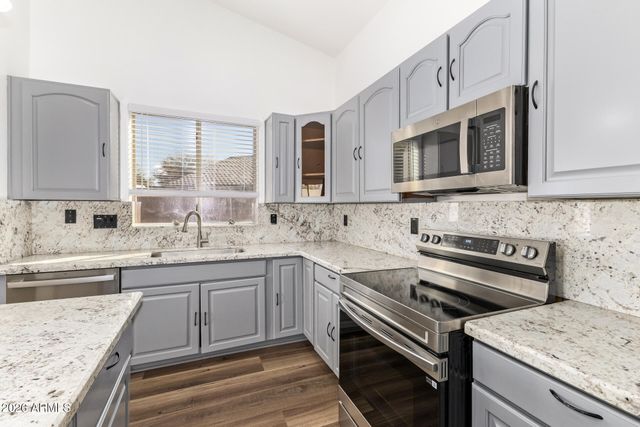 7150 W FLYNN Lane, Glendale, AZ 85303