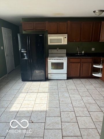 34 Green Hill Court, Huntington, IN 46750