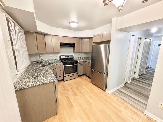 6089 Pennsylvania Drive, Merrillville, IN 46410