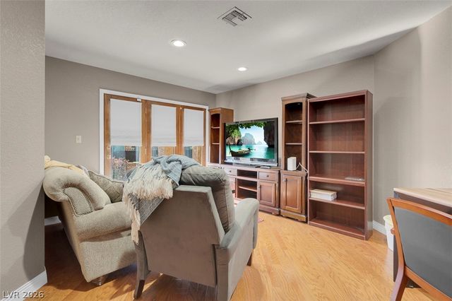 7176 Mission Hills Drive, Las Vegas, NV 89113