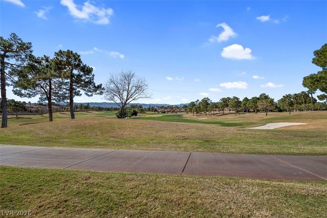 7176 Mission Hills Drive, Las Vegas, NV 89113