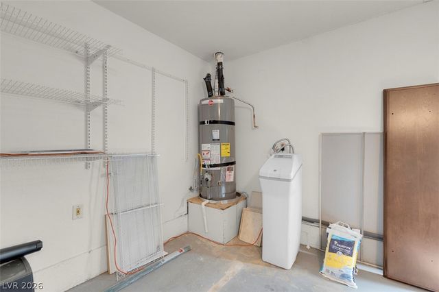 7176 Mission Hills Drive, Las Vegas, NV 89113