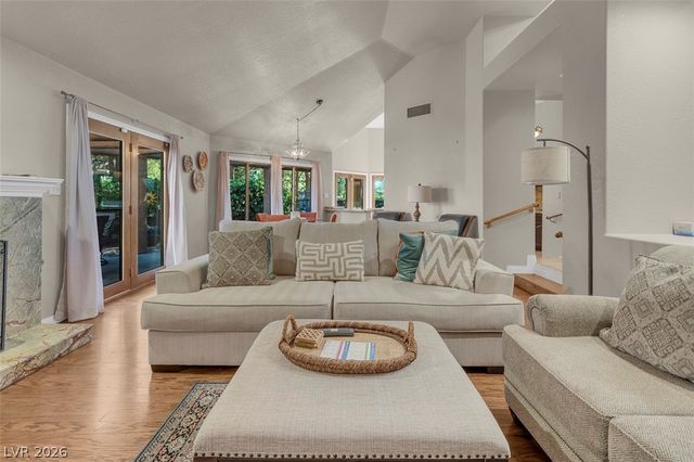 7176 Mission Hills Drive, Las Vegas, NV 89113