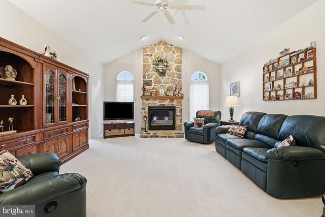 19009 ROCK MAPLE DR, Hagerstown, MD 21742