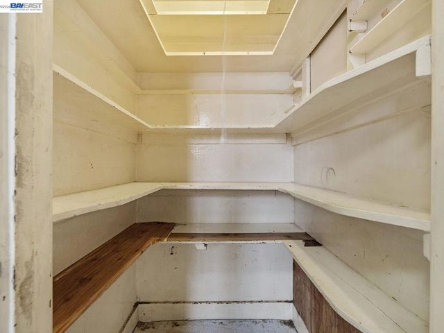 2226 13th Ave, Oakland, CA 94606