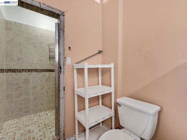 2226 13th Ave, Oakland, CA 94606