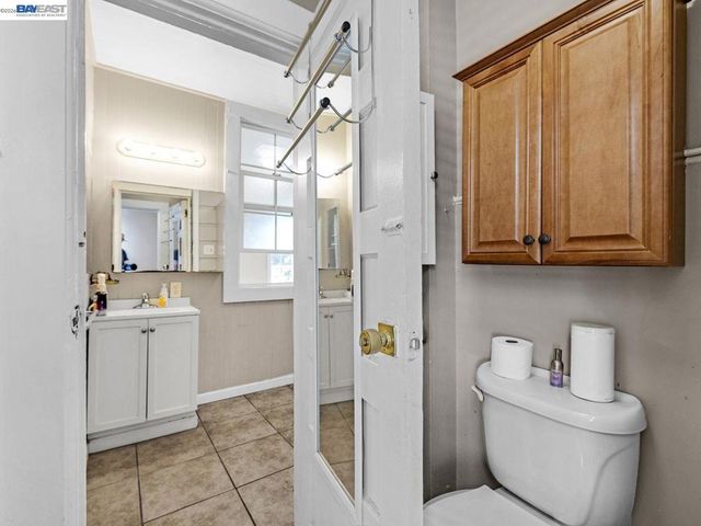 2226 13th Ave, Oakland, CA 94606