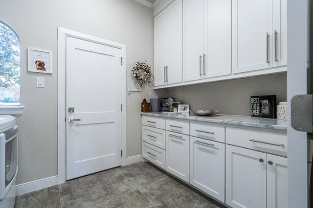 4206 Windswept Drive, Montgomery, TX 77356