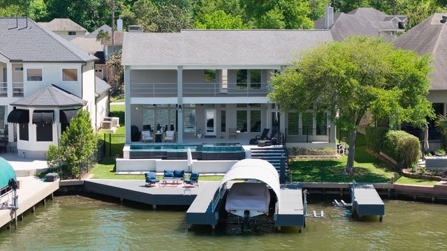 4206 Windswept Drive, Montgomery, TX 77356