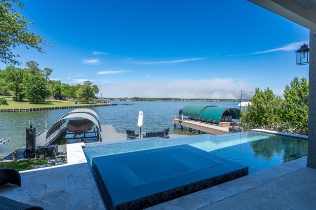 4206 Windswept Drive, Montgomery, TX 77356