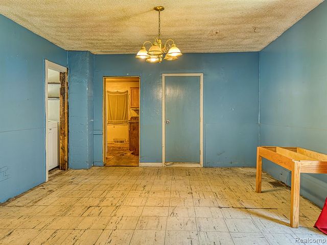 1246 Junction Street, Detroit, MI 48209