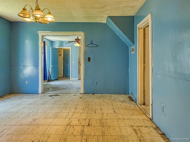1246 Junction Street, Detroit, MI 48209