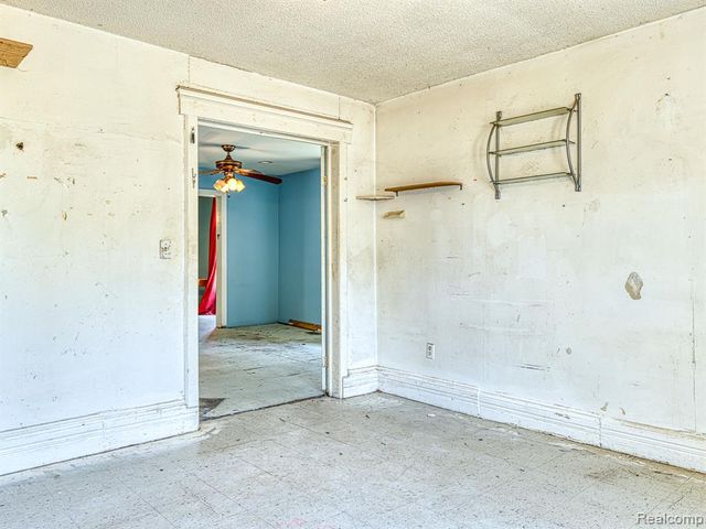 1246 Junction Street, Detroit, MI 48209