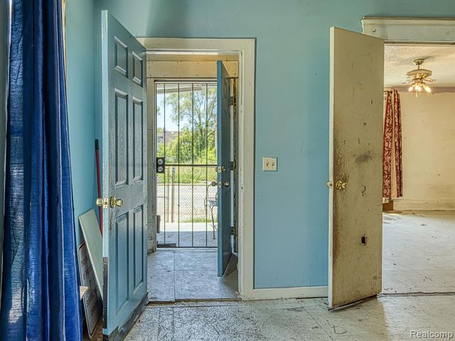 1246 Junction Street, Detroit, MI 48209