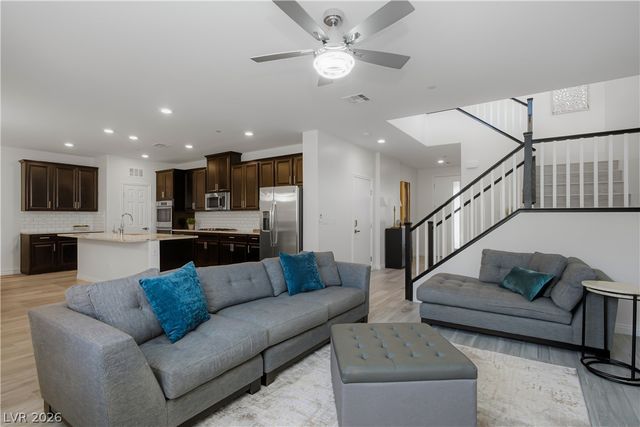 3171 Hazy Hills Avenue, Henderson, NV 89052