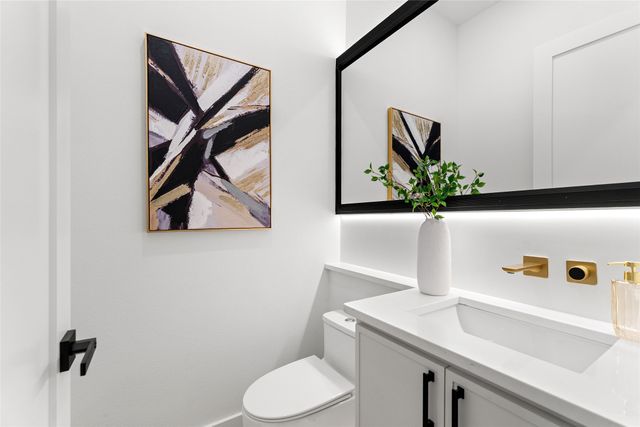 6913 Mohawk Drive, Dallas, TX 75235