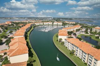 34 Harbour Isle Drive W ph06, Fort Pierce, FL 34949