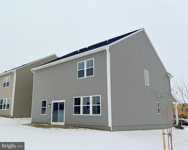 430 SILVER BIRCH DR, Ranson, WV 25438